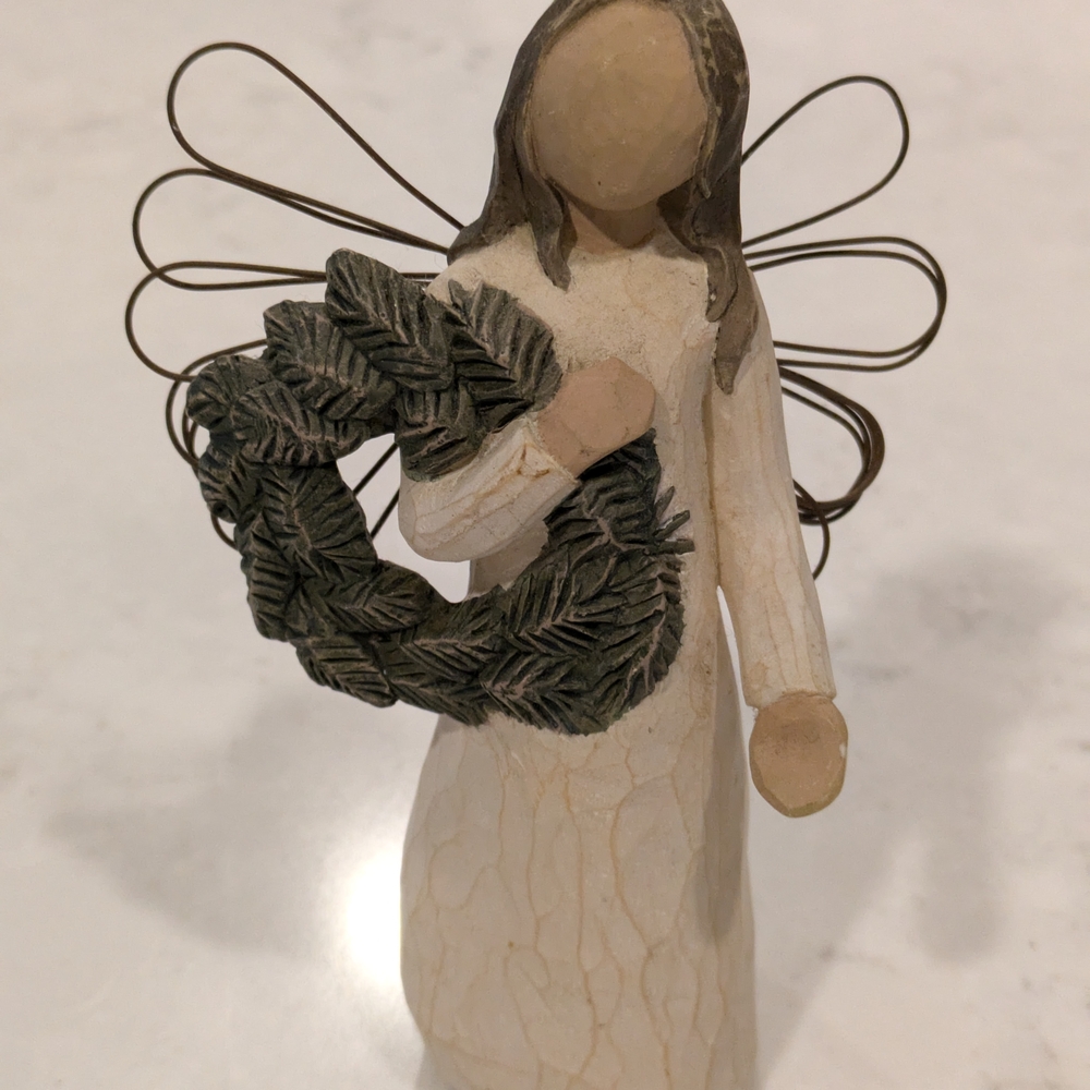 Willow Tree Green and Cream Angel Sculpture with Wreath 6"